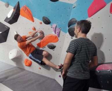 Bouldering - what a stretch!
